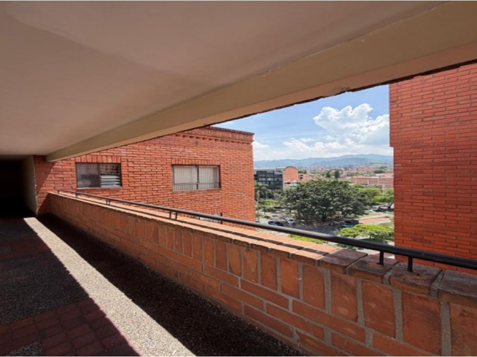 Apartamento en venta Antioquia Medellín Los Pinos 39 m2 Habitaciones 1 Baños 1 Garajes 0 Precio $345000000
