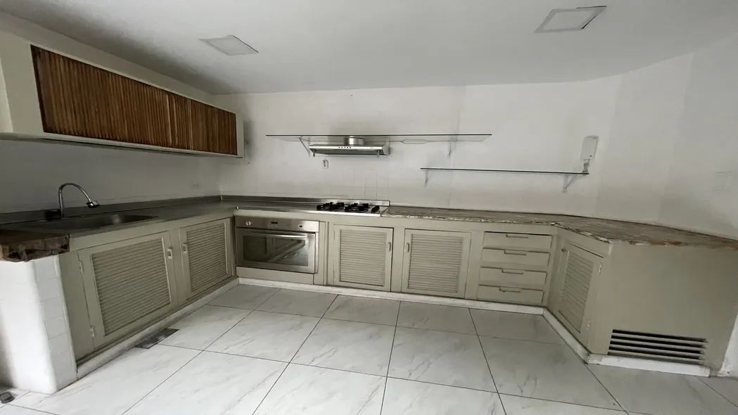 Apartamento en arriendo Valle Del Cauca Cali La Merced 266 m2 Habitaciones 3 Baños 3 Garajes 1 Precio $2000000