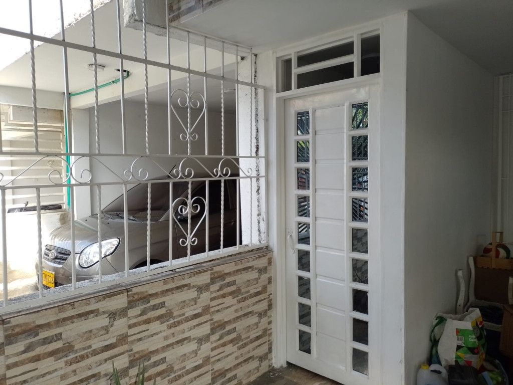 Apartamento en arriendo Valle Del Cauca Cali Lili 60 m2 Habitaciones 2 Baños 2 Garajes 0 Precio $1800000