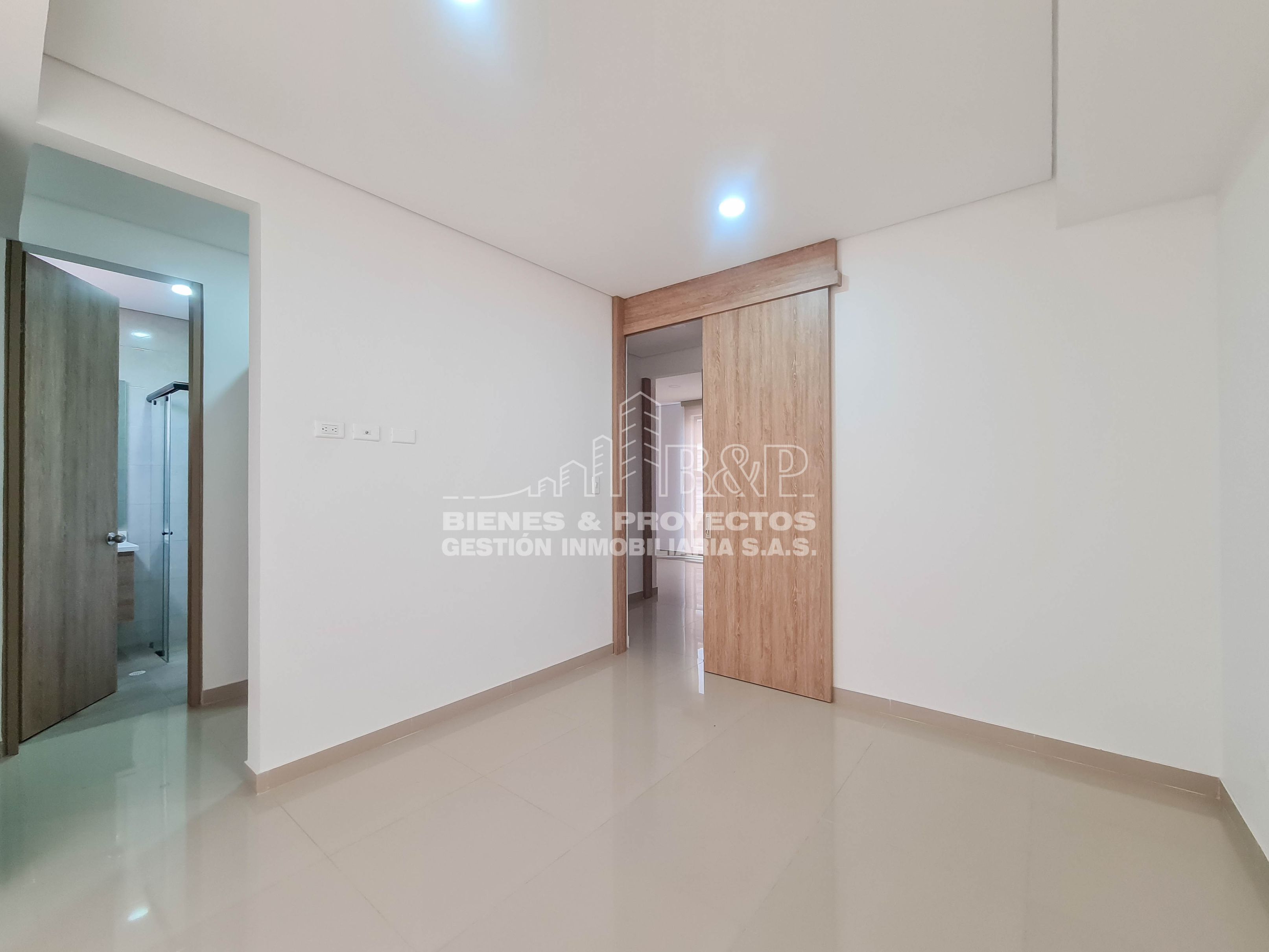 Casa en arriendo o venta Cundinamarca Zipaquirá La Toscana 109 m2 Habitaciones 3 Baños 3 Garajes 2 Precio venta $525000000 Precio arriendo $2500000