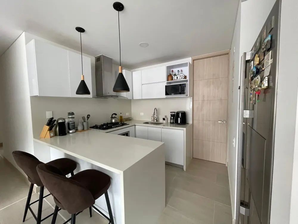 Apartamento en arriendo Valle Del Cauca Cali Cristóbal Colón 107 m2 Habitaciones 3 Baños 4 Garajes 2 Precio $2100000