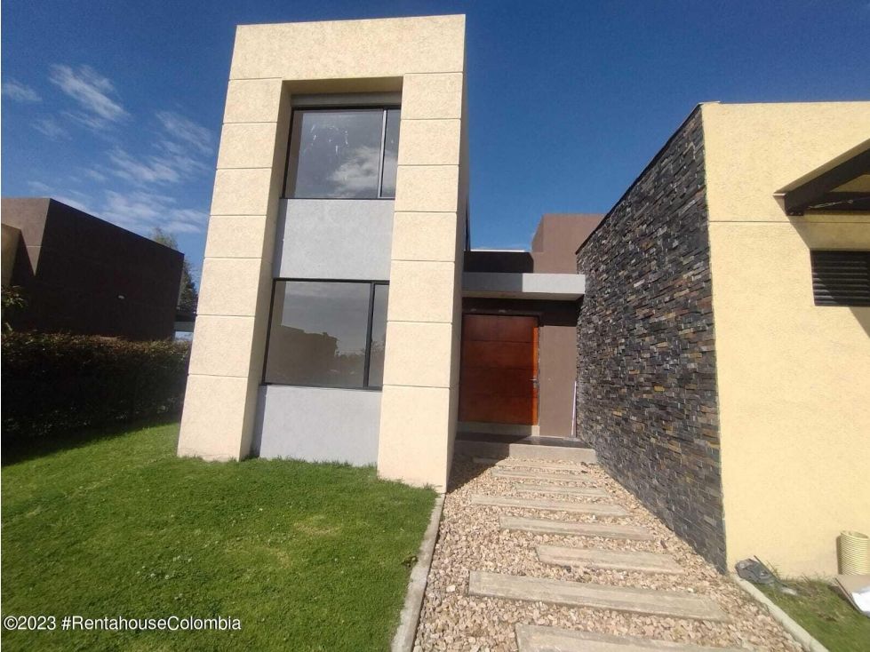 Casa en venta Cundinamarca Cota Cota 220 m2 Habitaciones 3 Baños 4 Garajes 2 Precio $1380000000