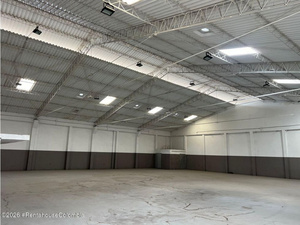 Bodega en venta Norte De Santander Cúcuta Cúcuta 869 m2 Habitaciones 0 Baños 5 Garajes 4 Precio $2650000000