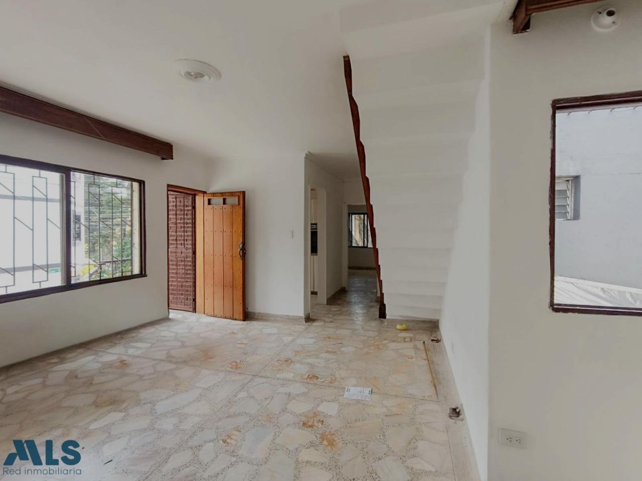 Apartamento en venta Antioquia Medellín El Velodromo 102 m2 Habitaciones 6 Baños 2 Garajes 0 Precio $665000000