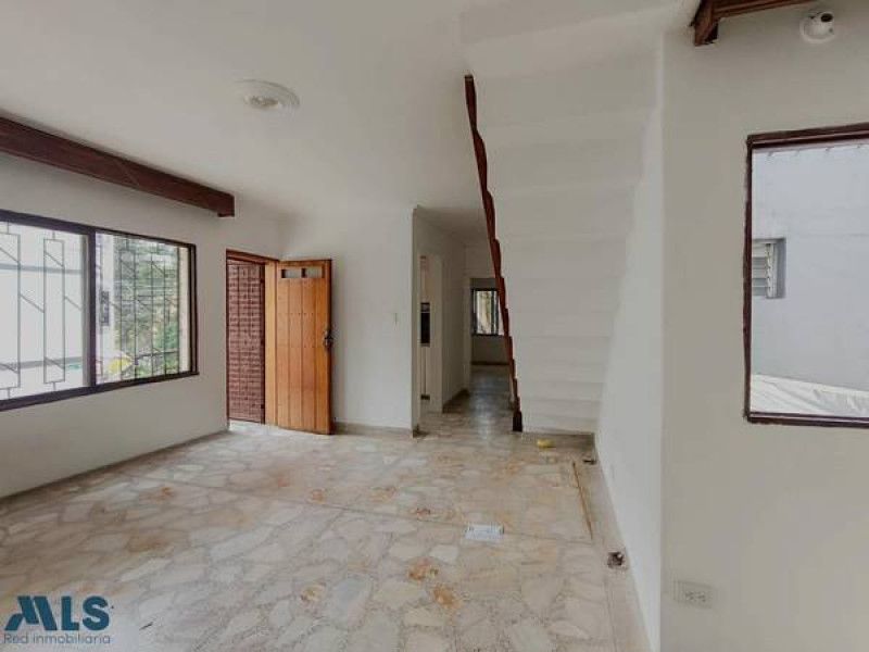 Apartamento en venta Antioquia Medellín El Velodromo 102 m2 Habitaciones 6 Baños 2 Garajes 0 Precio $665000000