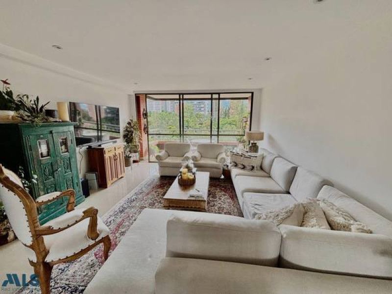 Apartamento en venta Antioquia Medellín San Lucas 160 m2 Habitaciones 3 Baños 3 Garajes 2 Precio $1420000000