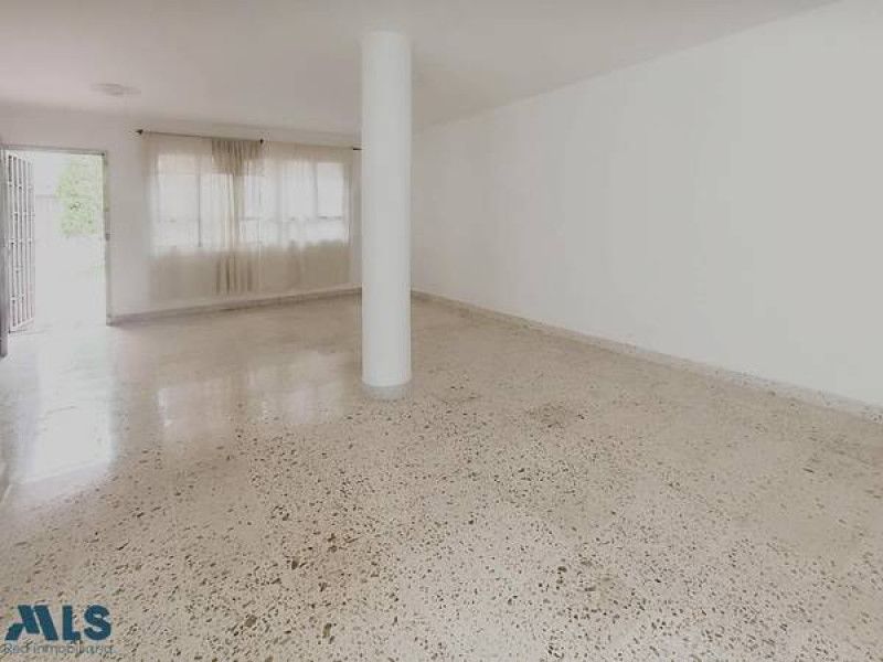Casa en venta Antioquia Medellín Santa Monica 124 m2 Habitaciones 3 Baños 2 Garajes 1 Precio $685000000