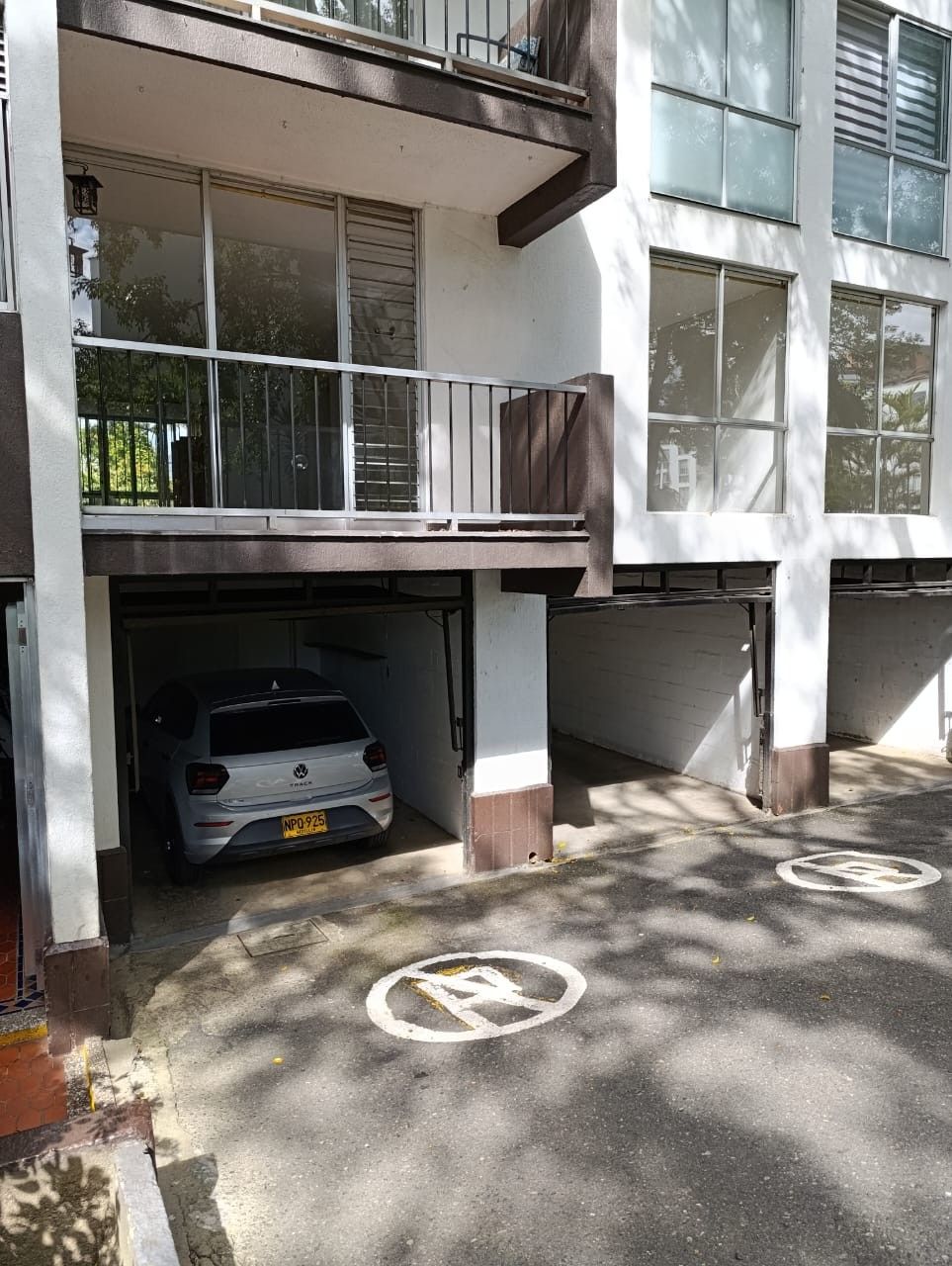 Apartamento en arriendo Antioquia Medellín Urbanizacion El Futuro 136 m2 Habitaciones 5 Baños 3 Garajes 1 Precio $4000000