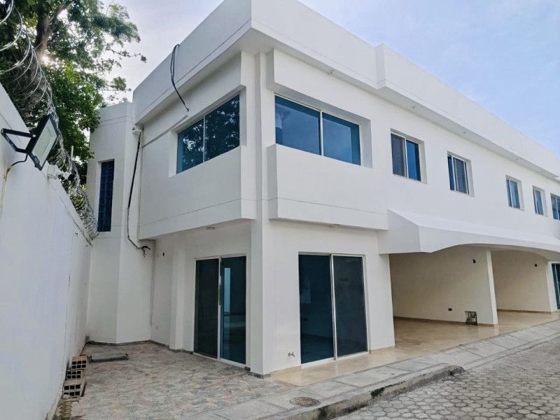 Casa en venta Magdalena Santa Marta Villa Rosmeri 121 m2 Habitaciones 5 Baños 5 Garajes 1 Precio $502000000