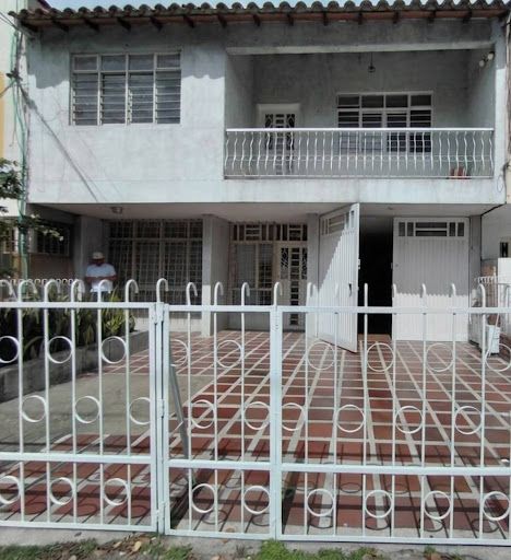 Casa en arriendo Valle Del Cauca Cali Los Cámbulos 150 m2 Habitaciones 4 Baños 3 Garajes 1 Precio $3200000