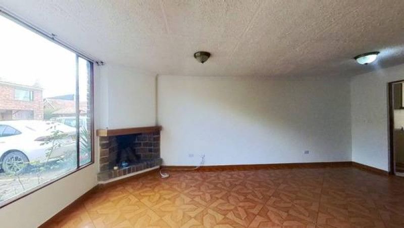 Casa en venta Cundinamarca Chía Emaus 38 m2 Habitaciones 3 Baños 2 Garajes 1 Precio $430000000