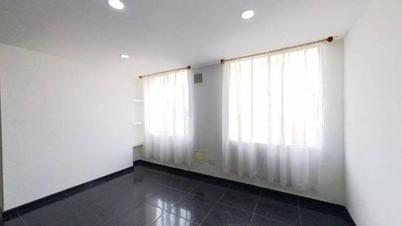 Inmuebles en Remate Apartamento en venta Cundinamarca Funza Siete Trojes 60 m2 Habitaciones 3 Baños 2 Garajes 0 Precio $250000000