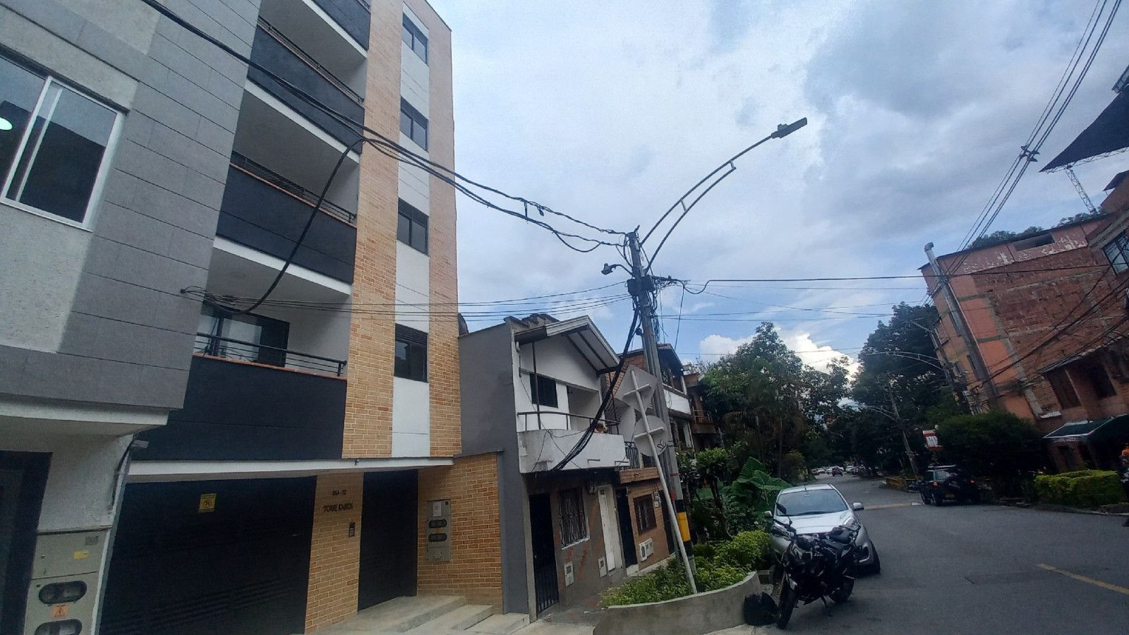 Apartamento en arriendo Antioquia Medellín Cristobal 130 m2 Habitaciones 3 Baños 2 Garajes 1 Precio $3300000
