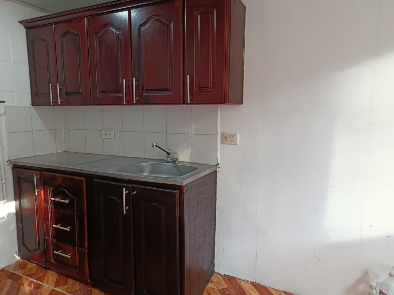 Apartamento en arriendo Antioquia Medellín Pajarito 45 m2 Habitaciones 3 Baños 1 Garajes 0 Precio $880000