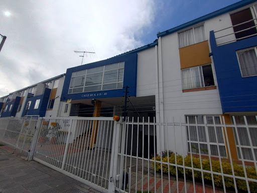 Casa en arriendo Cundinamarca Bogotá Santa Teresa 65 m2 Habitaciones 3 Baños 2 Garajes 1 Precio $2600000
