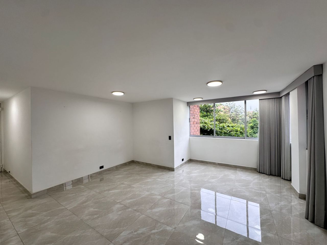 Apartamento en venta Antioquia Medellín La Palma 95 m2 Habitaciones 3 Baños 2 Garajes 1 Precio $700000000