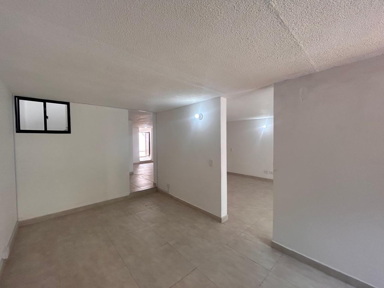 Casa en arriendo Antioquia Medellín La Palma 285 m2 Habitaciones 5 Baños 5 Garajes 1 Precio $8500000