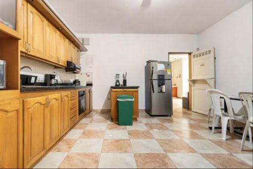 Casa en venta Antioquia Medellín Lorena 306 m2 Habitaciones 5 Baños 3 Garajes 1 Precio $1050000000