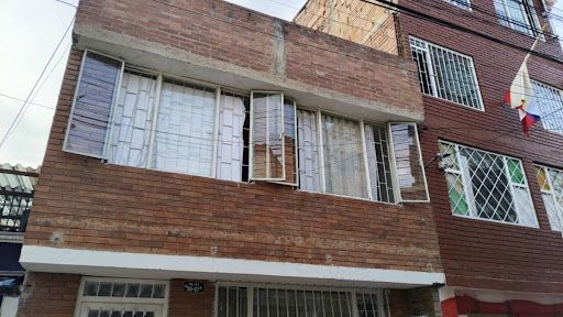Apartamento en arriendo Cundinamarca Bogotá Bertha Hernandez De Ospina Et I 220 m2 Habitaciones 4 Baños 2 Garajes 0 Precio $2300000