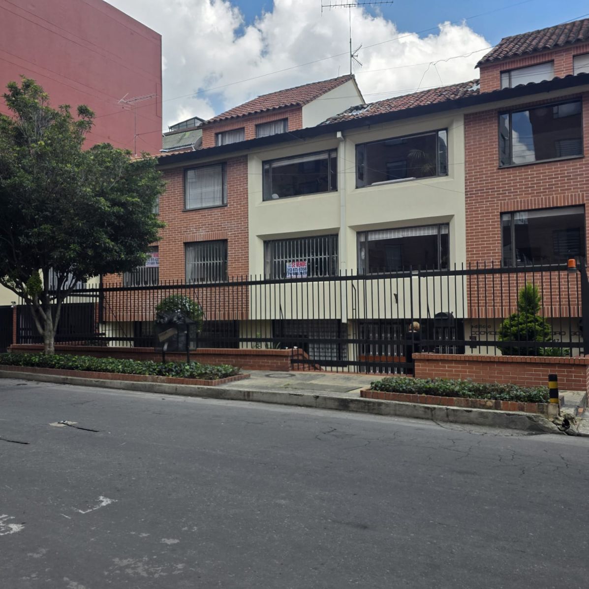 Apartamento en venta Cundinamarca Bogotá Cedro Salazar 65 m2 Habitaciones 2 Baños 2 Garajes 1 Precio $325000000