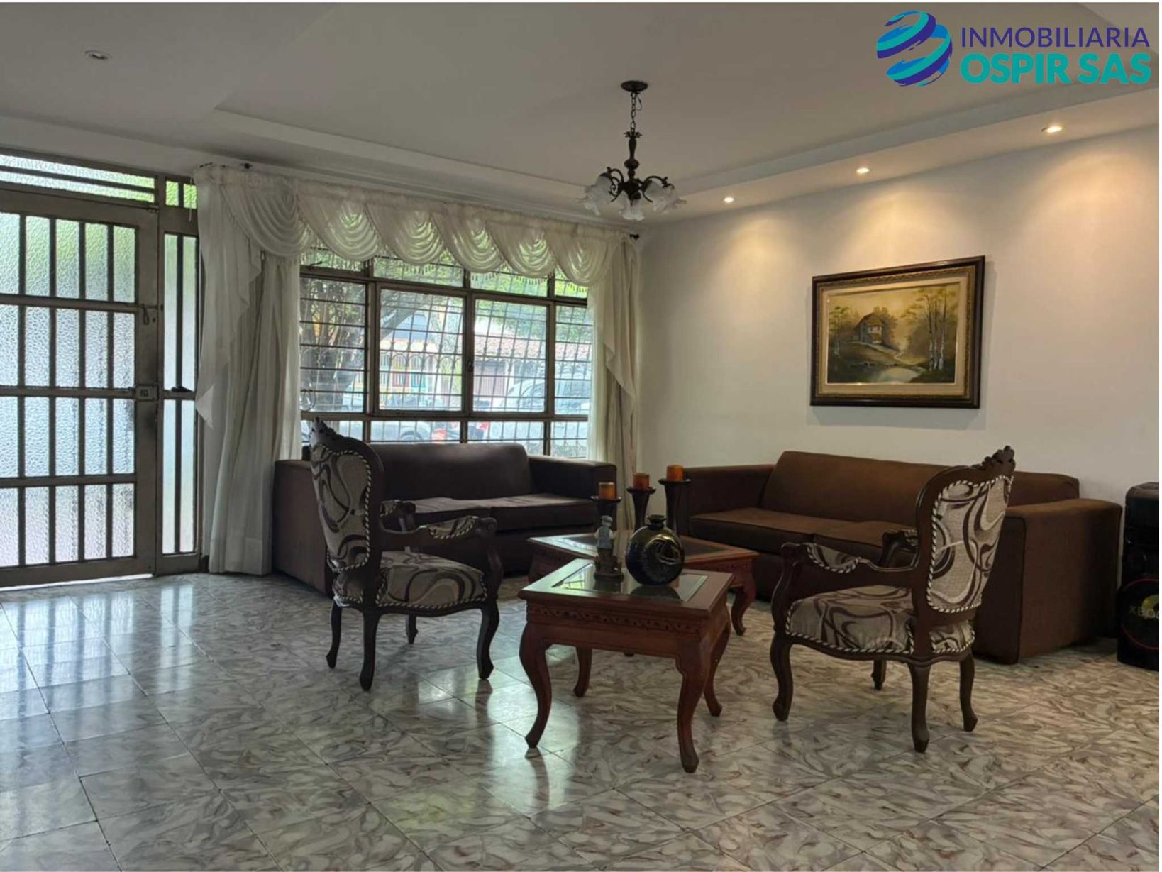 Casa en venta Valle Del Cauca Cali San Juan Bosco 205 m2 Habitaciones 5 Baños 3 Garajes 1 Precio $650000000