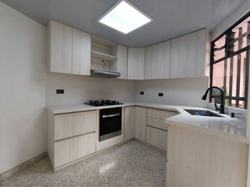 Casa en arriendo Antioquia Itagüí Calatrava 130 m2 Habitaciones 3 Baños 3 Garajes 1 Precio $3750000