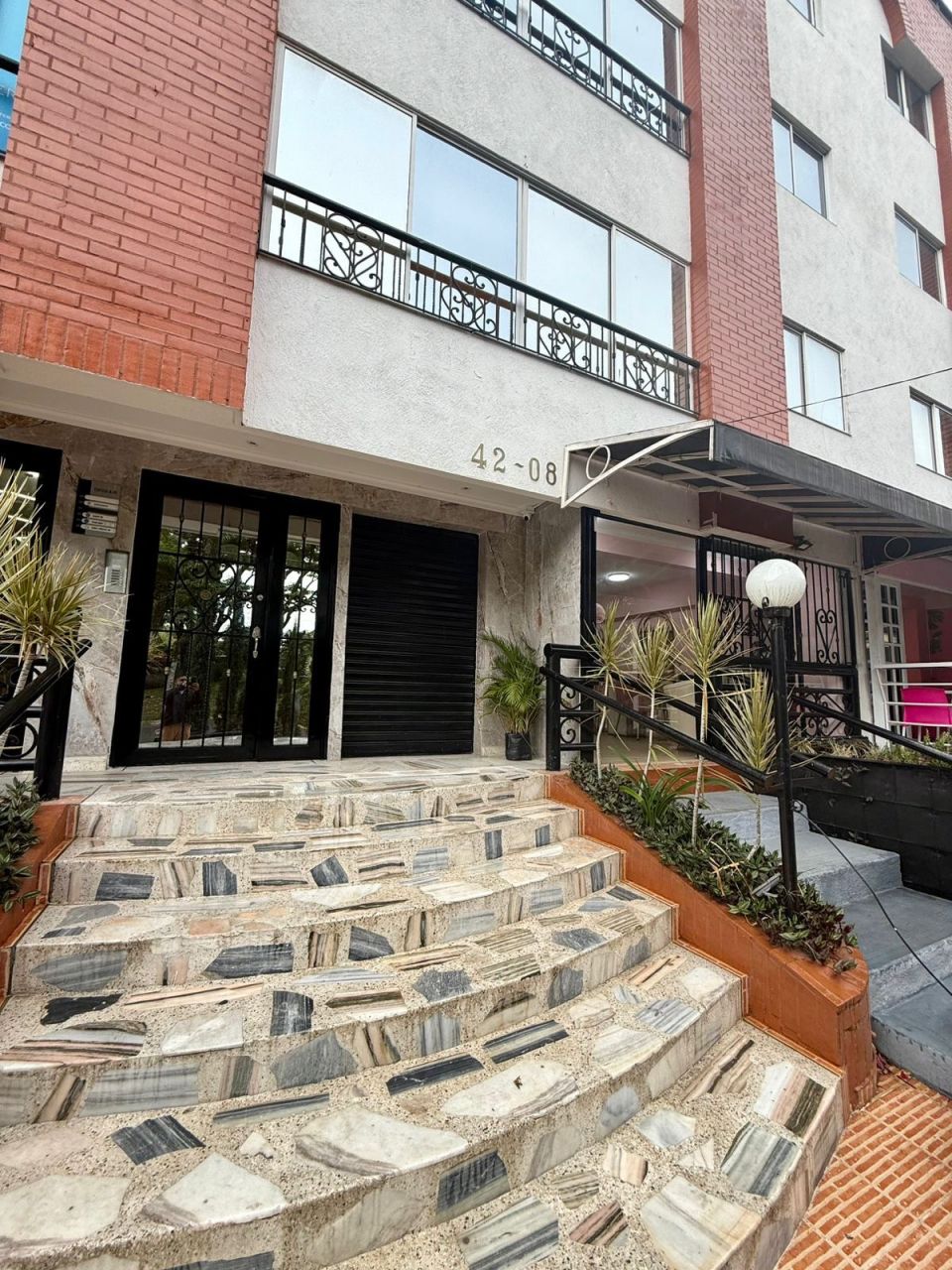 Local en arriendo Valle Del Cauca Cali Lili 5 m2 Habitaciones 0 Baños 1 Garajes 1 Precio $750000