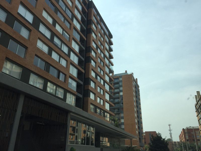 Apartamento en arriendo Cundinamarca Bogotá Parques De Lorena 93 m2 Habitaciones 3 Baños 2 Garajes 2 Precio $4000000