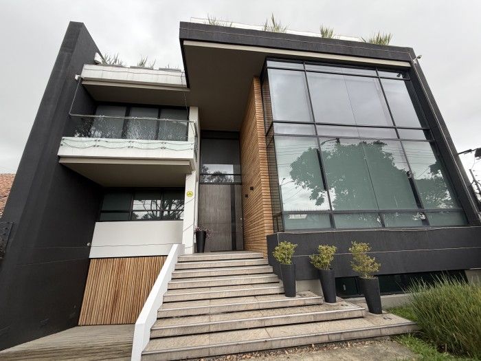 Casa en venta Cundinamarca Bogotá Cedro Bolívar 776 m2 Habitaciones 4 Baños 4 Garajes 5 Precio $5000000000