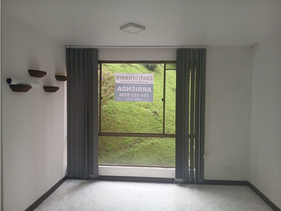 Apartamento en arriendo Caldas Manizales Versalles 58 m2 Habitaciones 2 Baños 2 Garajes 0 Precio $1400000