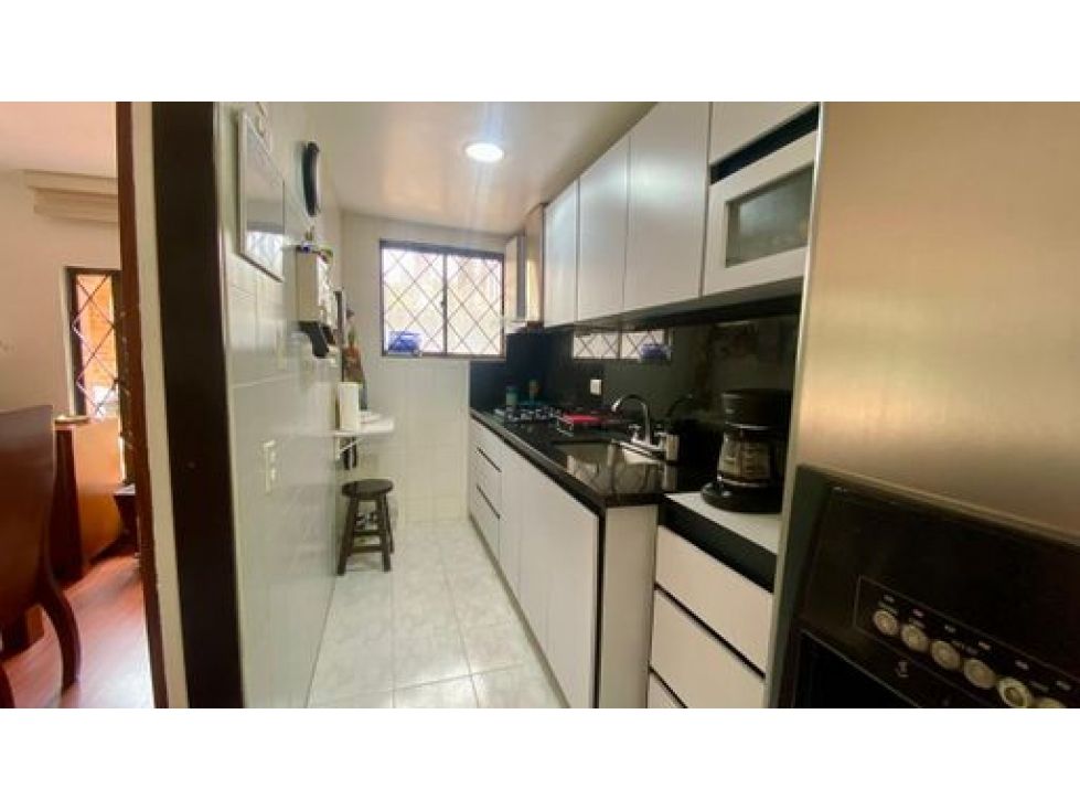 Casa en venta Cundinamarca Bogotá Acacias Usaquen 120 m2 Habitaciones 3 Baños 3 Garajes 2 Precio $670000000