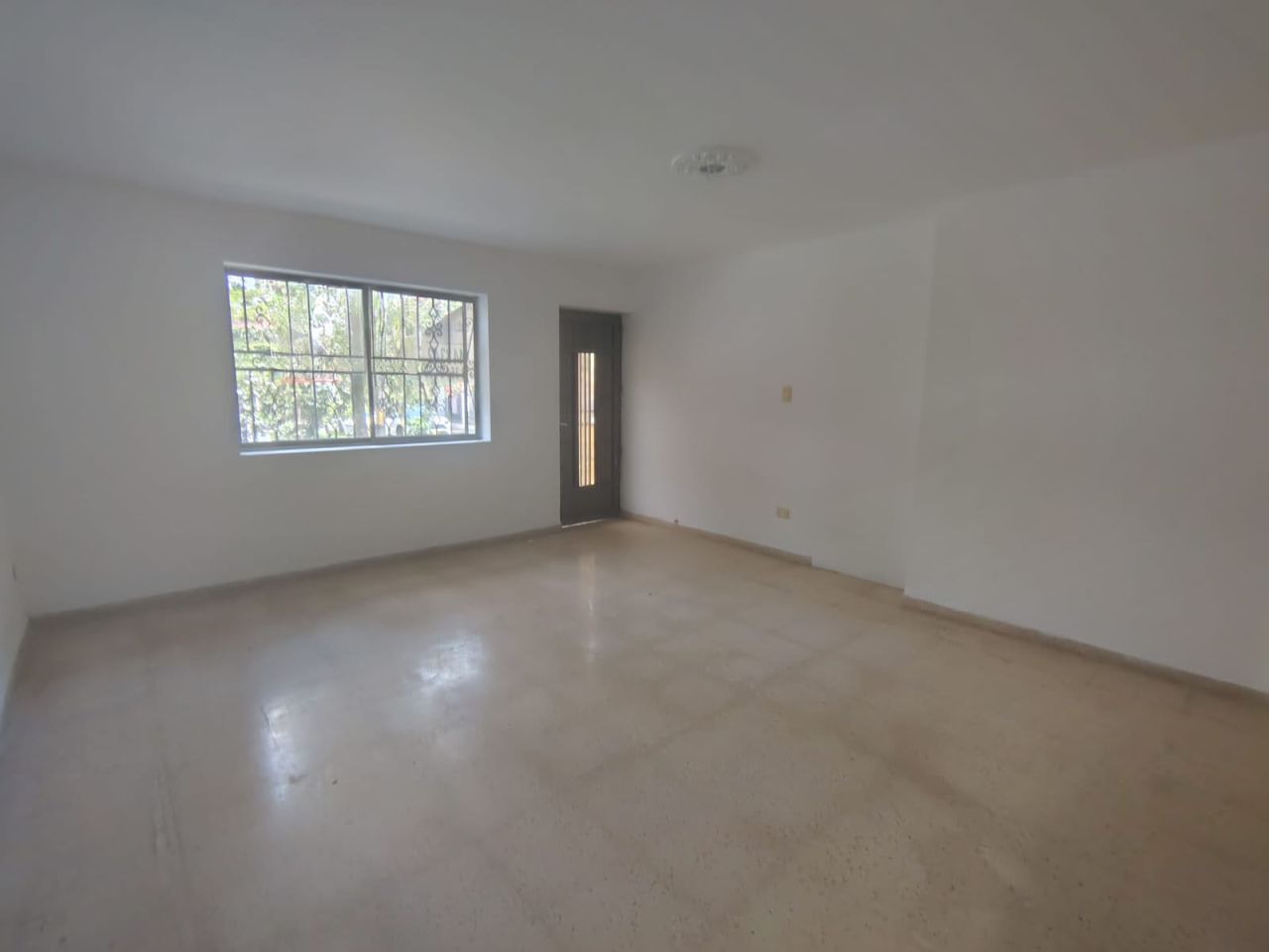 Apartamento en arriendo Antioquia Envigado El Portal 140 m2 Habitaciones 3 Baños 2 Garajes 0 Precio $3100000