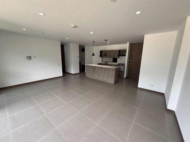 Apartaestudio en arriendo Antioquia Envigado El Chocho 124 m2 Habitaciones 3 Baños 3 Garajes 2 Precio $6300000