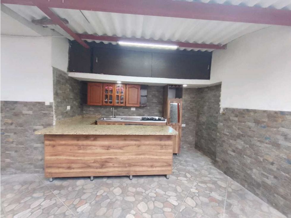 Apartamento en arriendo Antioquia Medellín Caicedo 90 m2 Habitaciones 3 Baños 1 Garajes 0 Precio $2200000