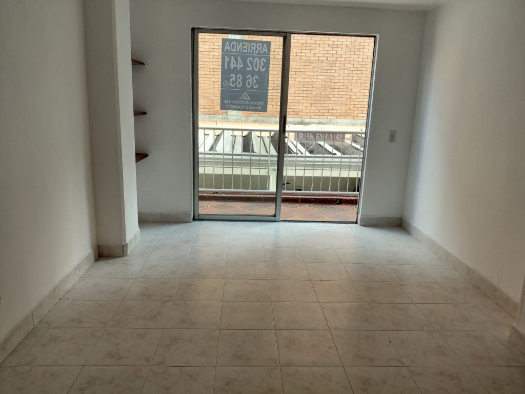 Apartamento en arriendo Antioquia Medellín Villa Flora 75 m2 Habitaciones 3 Baños 2 Garajes 1 Precio $2600000