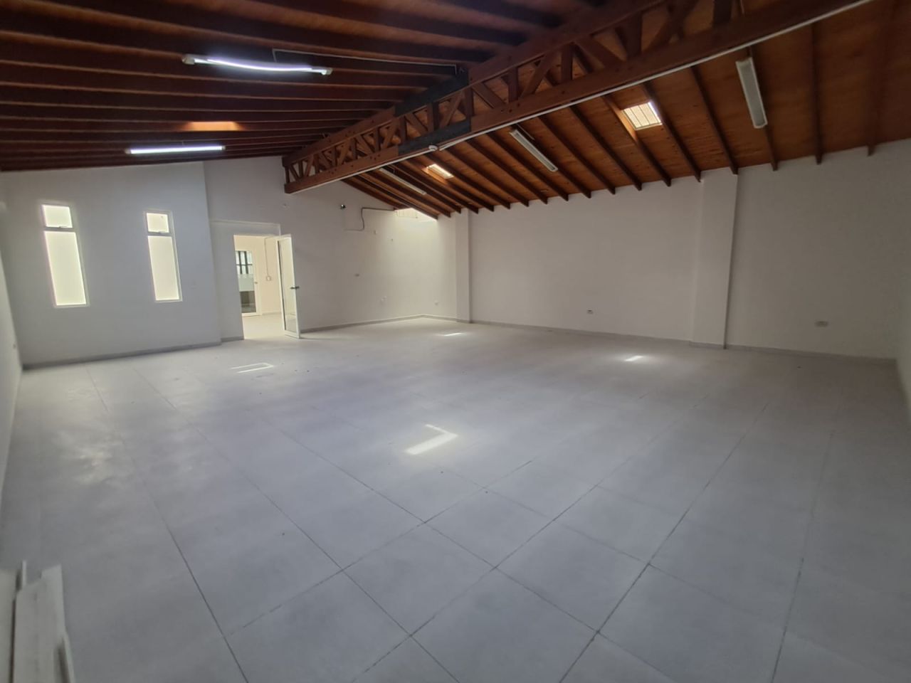 Casa en arriendo Antioquia Medellín Villanueva 600 m2 Habitaciones 1 Baños 12 Garajes 0 Precio $16500000