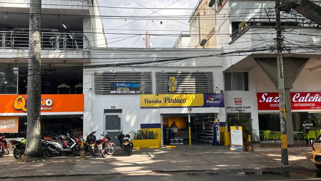 Local en arriendo Valle Del Cauca Cali Santa Mónica 320 m2 Habitaciones 0 Baños 2 Garajes 1 Precio $4600000
