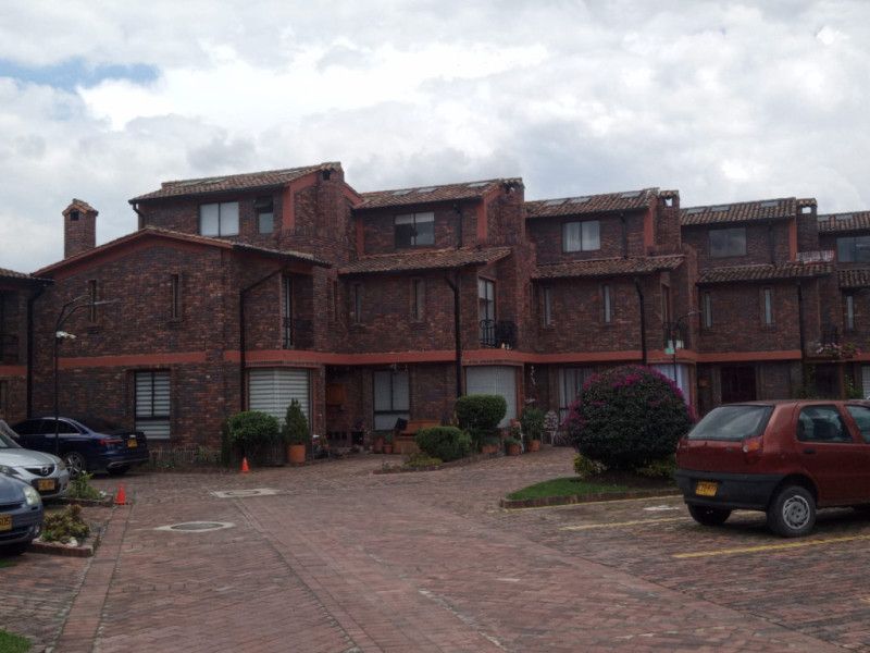 Casa en arriendo Cundinamarca Chía Cr Quinta Del Parque 139 m2 Habitaciones 3 Baños 4 Garajes 2 Precio $3972000
