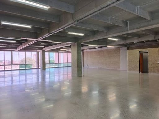 Local en arriendo Antioquia Medellín Guayabal 350 m2 Habitaciones 0 Baños 4 Garajes 3 Precio $21194200