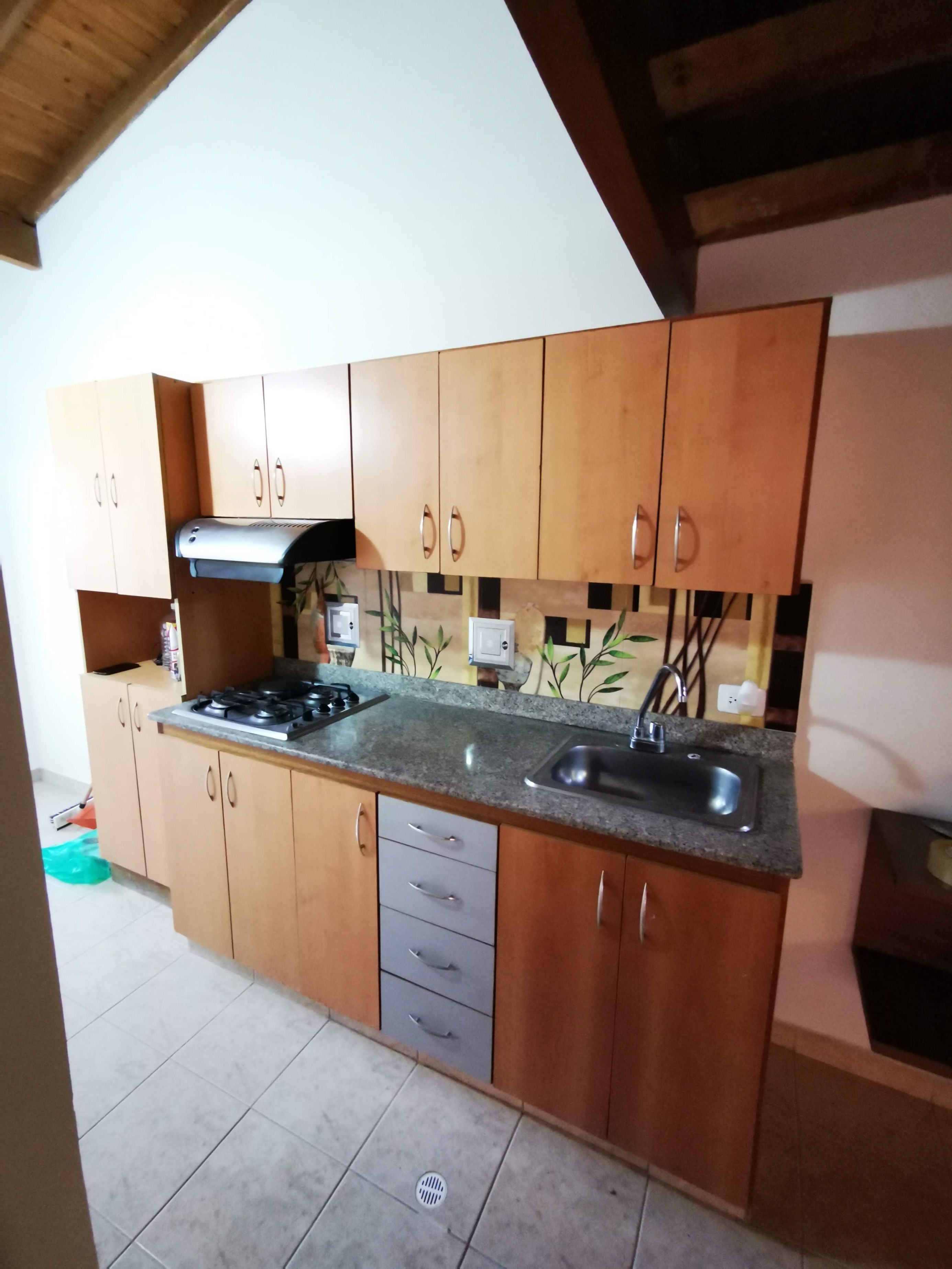 Apartamento en arriendo Antioquia Sabaneta Virgen Del Carmen 74 m2 Habitaciones 3 Baños 2 Garajes 0 Precio $2000000