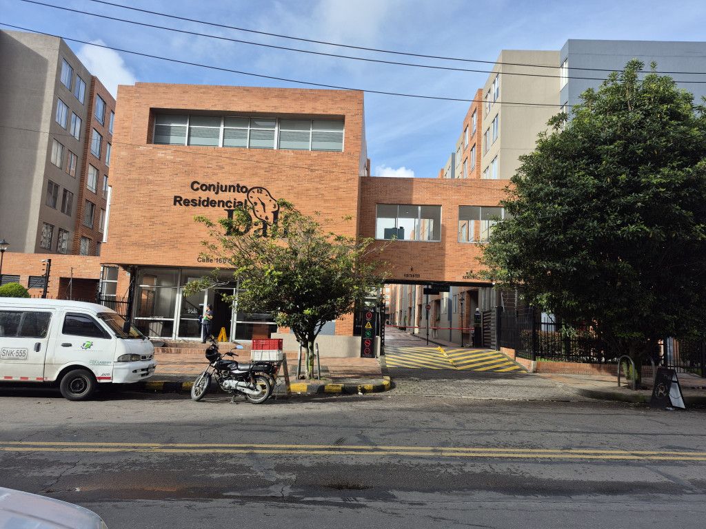 Apartamento en arriendo Cundinamarca Bogotá Gilmar 51 m2 Habitaciones 3 Baños 1 Garajes 1 Precio $1950000