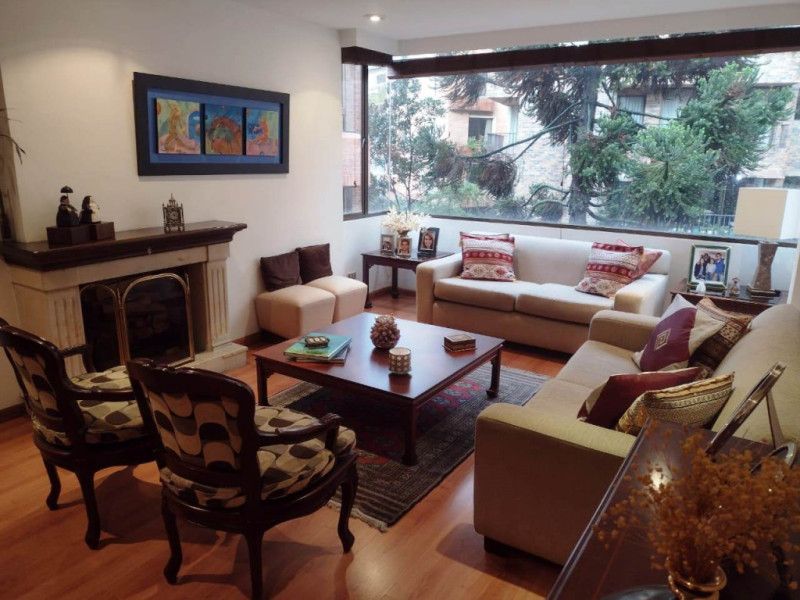 Apartamento en venta Cundinamarca Bogotá Los Rosales 161 m2 Habitaciones 3 Baños 3 Garajes 2 Precio $1100000000
