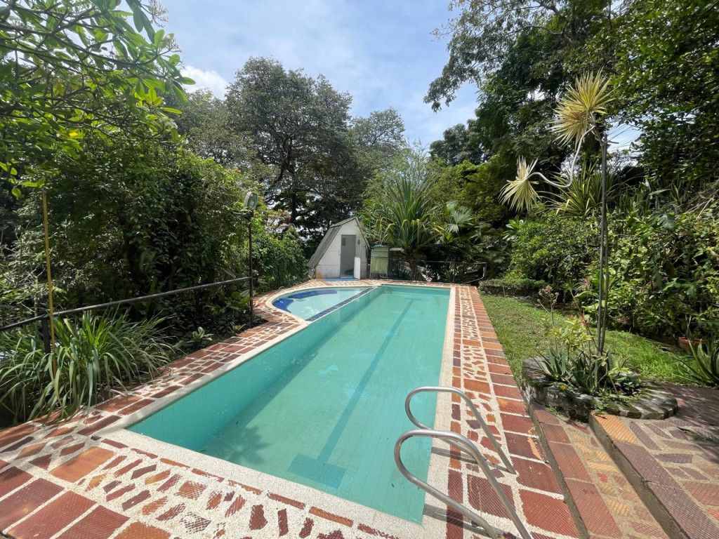 Casa Campestre en venta Valle Del Cauca Cali San Nicolás 300 m2 Habitaciones 7 Baños 6 Garajes 5 Precio $750000000