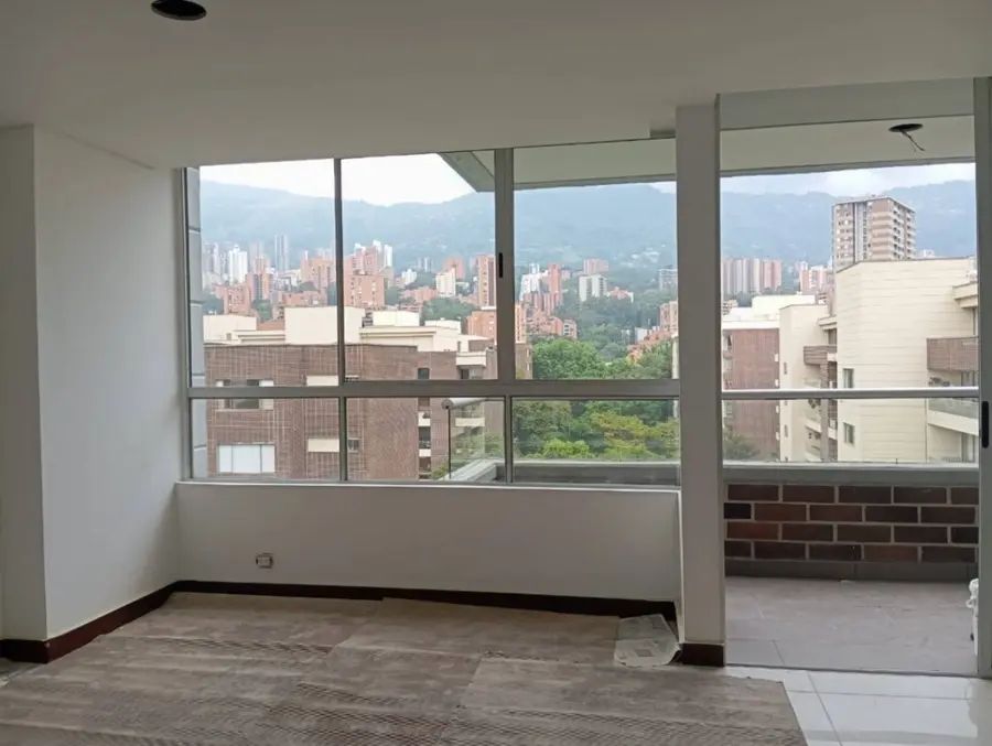 Apartamento en arriendo Antioquia Itagüí San Fernando 113 m2 Habitaciones 3 Baños 4 Garajes 1 Precio $2600000