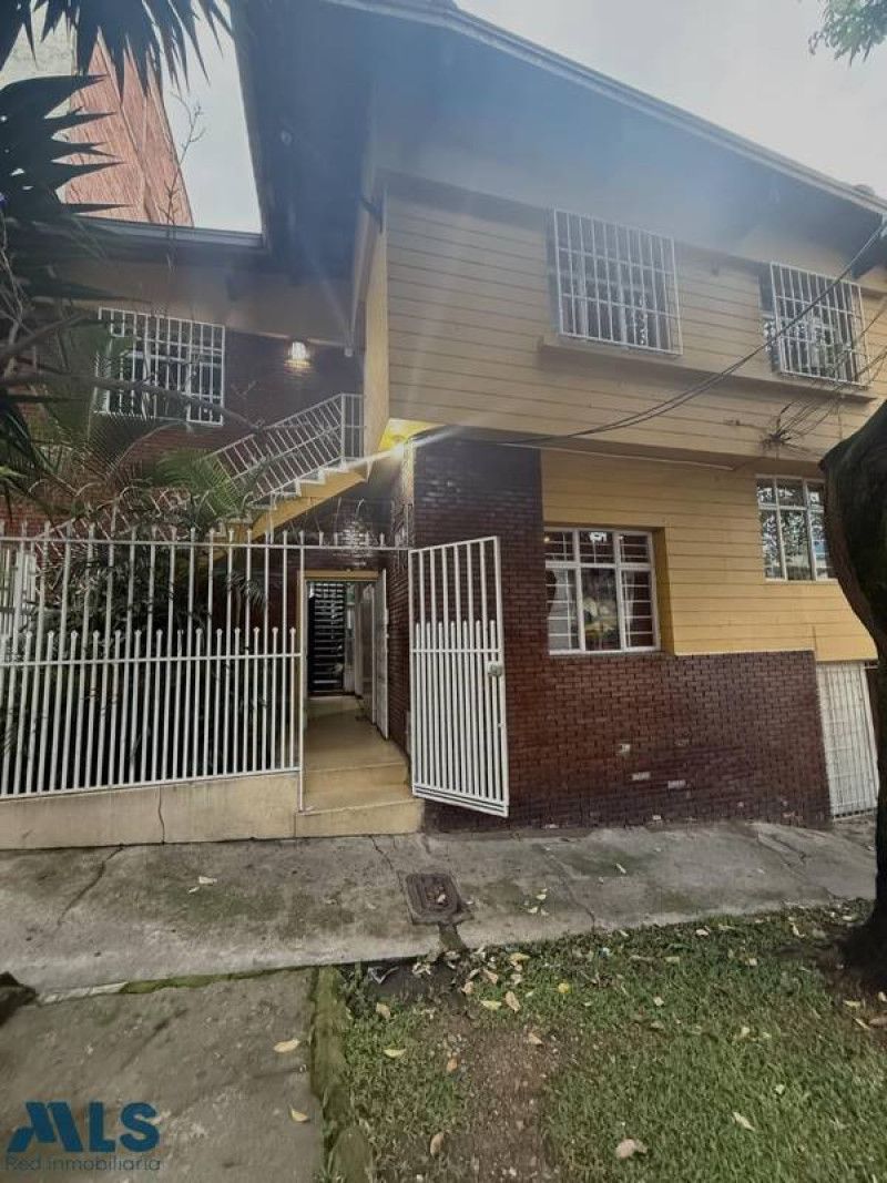 Casa en venta Antioquia Medellín Prado 180 m2 Habitaciones 4 Baños 4 Garajes 1 Precio $700000000