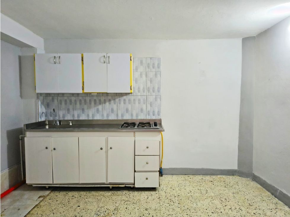 Apartamento en arriendo Antioquia Medellín La Colina 55 m2 Habitaciones 2 Baños 1 Garajes 0 Precio $1200000