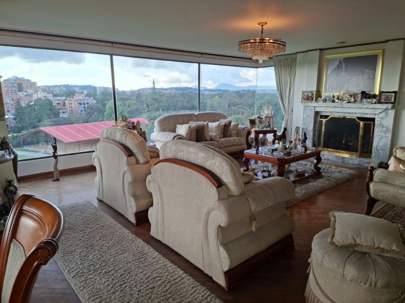 Apartamento en venta Cundinamarca Bogotá La Carolina 380 m2 Habitaciones 4 Baños 5 Garajes 3 Precio $3500000000