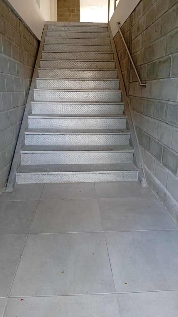 Local en arriendo Valle Del Cauca Cali Santa Mónica 320 m2 Habitaciones 0 Baños 2 Garajes 0 Precio $4600000