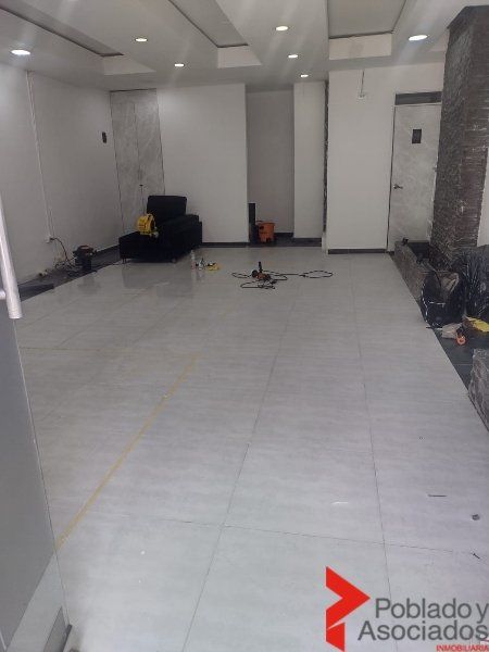 Local en arriendo Antioquia Medellín Patio Bonito 60 m2 Habitaciones 0 Baños 1 Garajes 2 Precio $4270000
