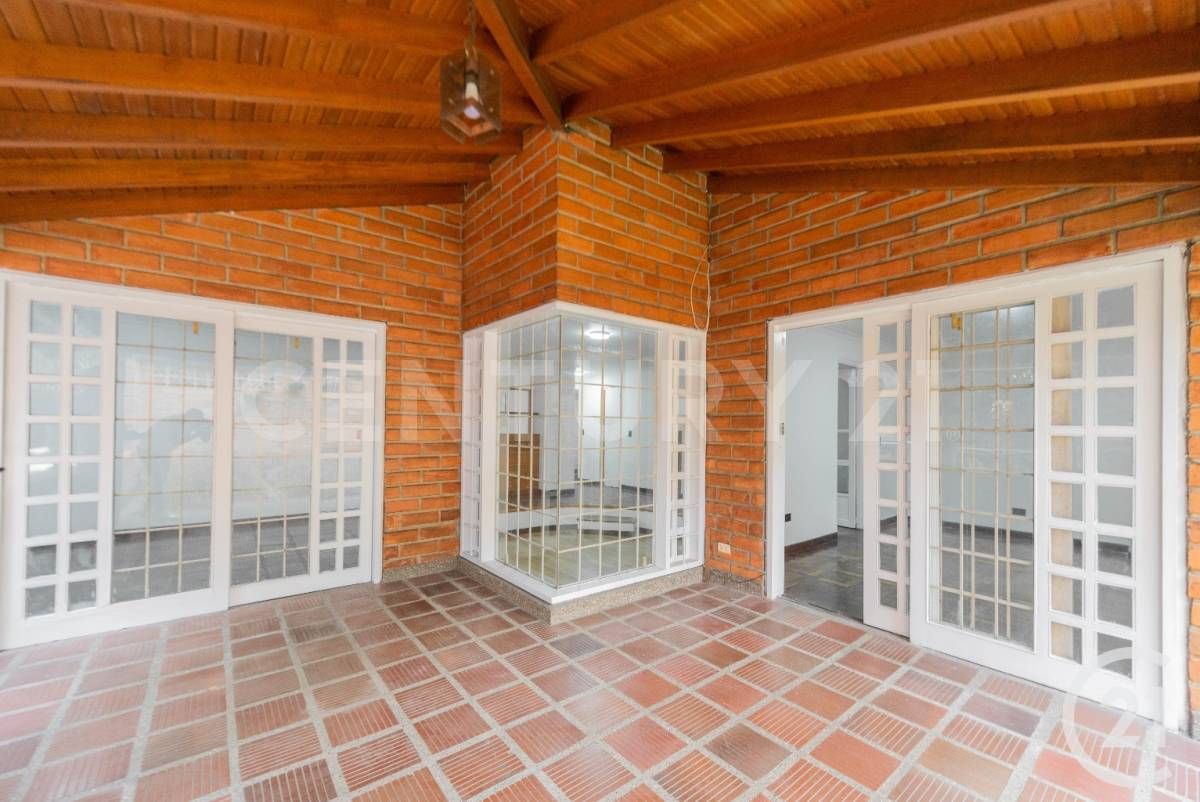 Casa en arriendo Antioquia Medellín Las Lomas No1 236 m2 Habitaciones 3 Baños 2 Garajes 2 Precio $11100000